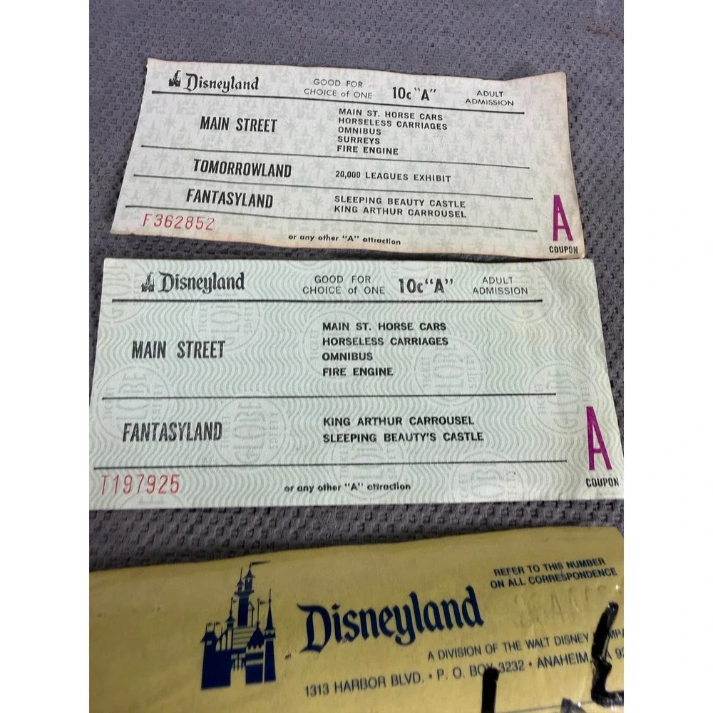 Vintage Disneyland A Ticket Lot 10c Adult Admission 20000 Leagues Exhibit 2pc